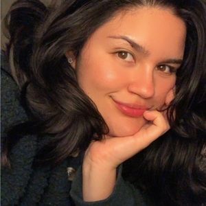 Meet your Posher, Adriana